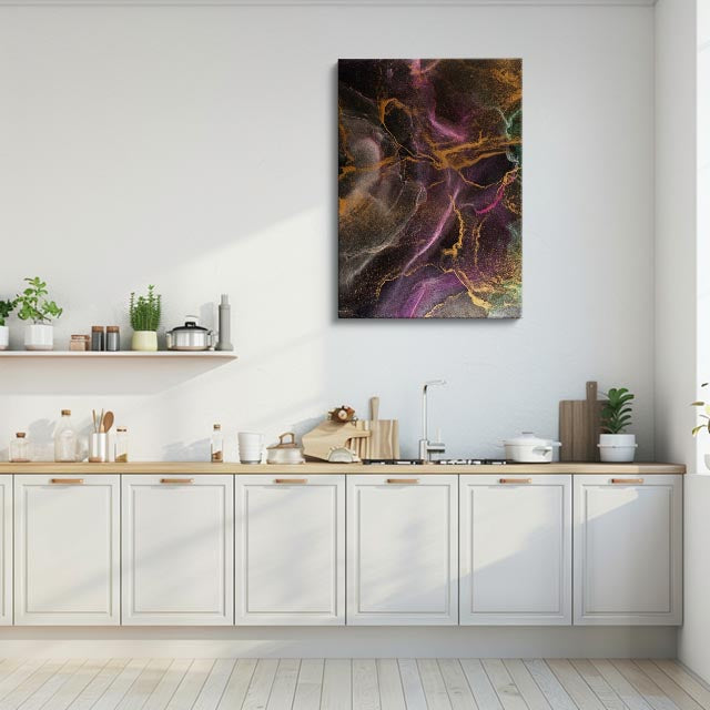 cuadro canvas abstracto fluido nebulosa umbral en tonos morado, dorado, negro