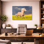 cuadro canvas vida salvaje caballo blanco en campo horizontal