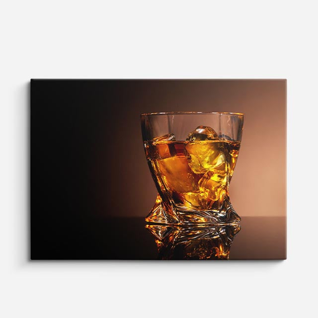 cuadro canvas cócteles y licores whisky ambar horizontal