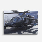 cuadro canvas vehículos black hawk hangar oscuro horizontal