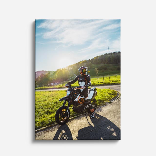 cuadro canvas vehículos piloto moto ruta montaña vertical