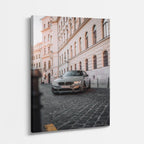 cuadro canvas vehículos bmw gris ciudad histórica vertical