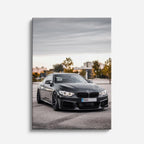 cuadro canvas vehículos bmw gris atardecer vertical