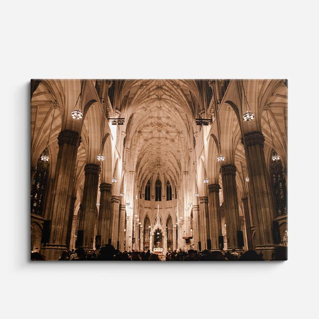 cuadro canvas religión cristiana interior catedral gótica oscura horizontal