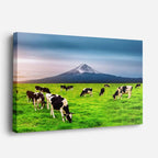 cuadro canvas bosques y naturaleza vacas en prado monte fuji horizontal
