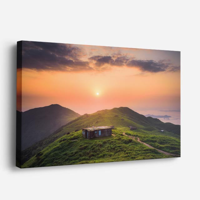 cuadro canvas bosques y naturaleza montaña cabaña atardecer naranja horizontal