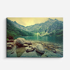 cuadro canvas bosques y naturaleza lago piedras montaña verde horizontal