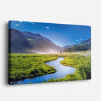 cuadro canvas bosques y naturaleza río serpentea valle verde horizontal