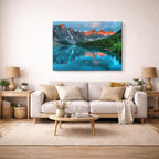 cuadro canvas bosques y naturaleza lago moraine montañas rojas horizontal