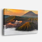 cuadro canvas bosques y naturaleza volcán bromo nubes mar horizontal