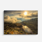 cuadro canvas bosques y naturaleza montaña sol entre nubes horizontal