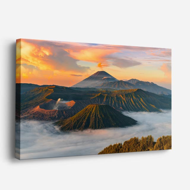 cuadro canvas bosques y naturaleza volcán bromo atardecer naranja horizontal