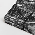 cuadro canvas bosques y naturaleza túnel rojo paseo blanco negro horizontal