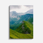 cuadro canvas bosques y naturaleza valle alpino verde intenso vertical