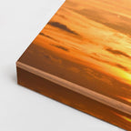 cuadro canvas cielo y noche atardecer dorado nubes dramáticas horizontal