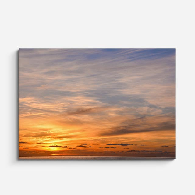 cuadro canvas cielo y noche atardecer dorado nubes dramáticas horizontal