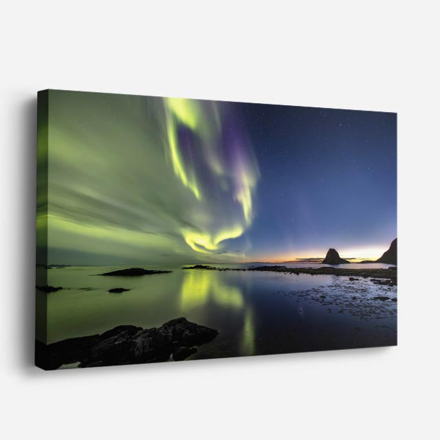 cuadro canvas cielo y noche aurora boreal verde lago ártico horizontal
