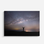cuadro canvas cielo y noche vía láctea silueta humana horizontal