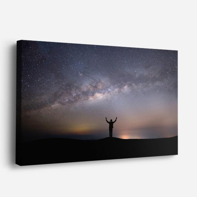 cuadro canvas cielo y noche vía láctea silueta humana horizontal