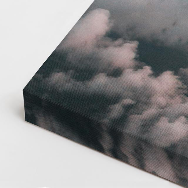 cuadro canvas cielo y noche nubes rosa cielo teal suave vertical