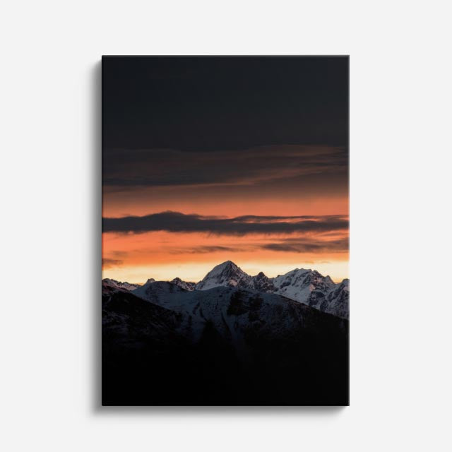 cuadro canvas cielo y noche montañas nevadas atardecer rojo vertical