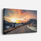 cuadro canvas montañas y nieve carretera nevada atardecer naranja horizontal
