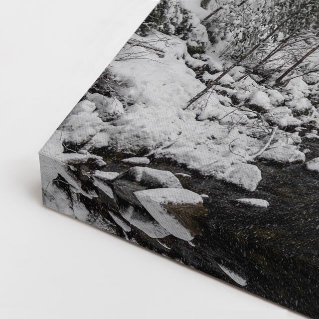 cuadro canvas montañas y nieve bosque nevado río oscuro horizontal