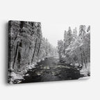 cuadro canvas montañas y nieve bosque nevado río oscuro horizontal
