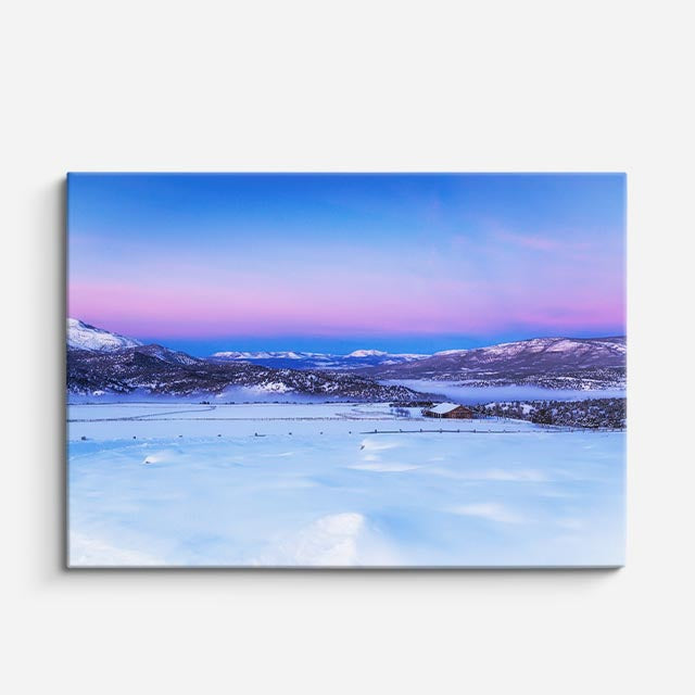 cuadro canvas montañas y nieve valle nevado atardecer rosa lila horizontal