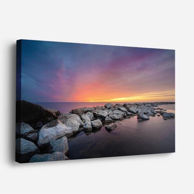 cuadro canvas mar y playa playa rocas atardecer dramático horizontal