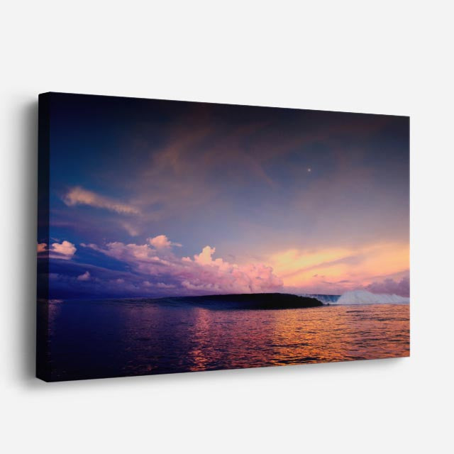 cuadro canvas mar y playa lago cielo gris nublado horizontal