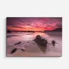 cuadro canvas mar y playa playa roca atardecer rosa horizontal