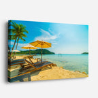 cuadro canvas mar y playa silla sombrilla playa turquesa horizontal