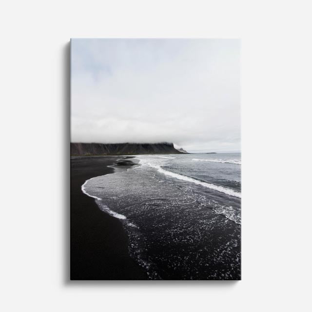 cuadro canvas mar y playa playa negra acantilado blanco negro vertical
