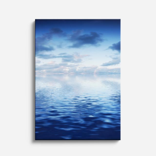 cuadro canvas mar y playa mar azul cielo nublado dramático vertical