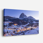 Cuadro canvas Pueblo Alpino Invierno Noche - Ciudades Urbano y Arquitectura - Vista Perspectiva