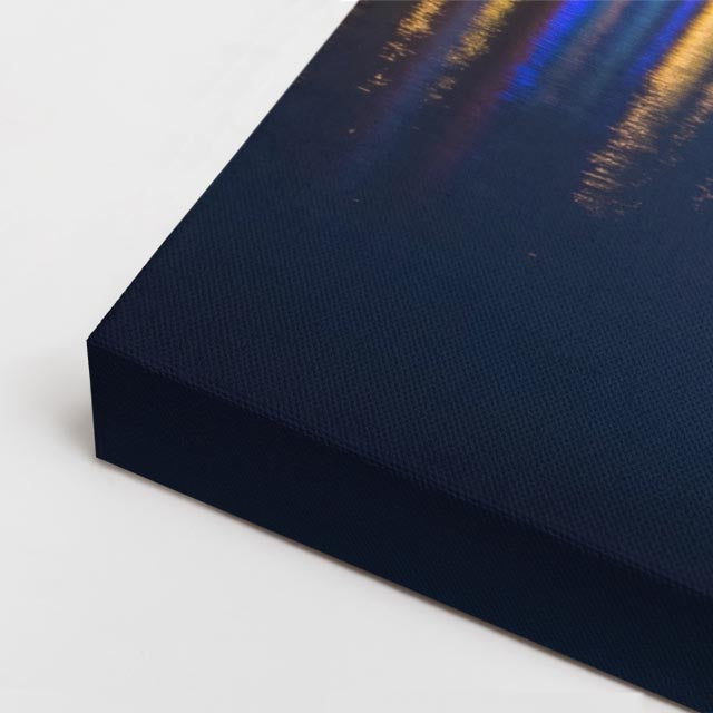 Cuadro canvas Barein Skyline Nocturno Reflejado - Ciudades Urbano y Arquitectura - Vista CloseUp
